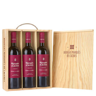 MarQUES DE CACERES Crianza 2021 Dřevěný kufr na 3 lahve