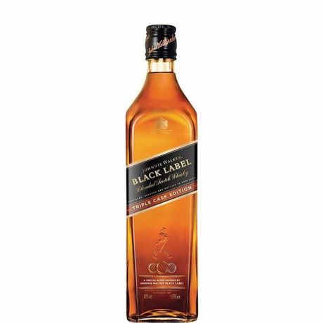 Láhev Johnie Walker Black Label Triple Cask Edition